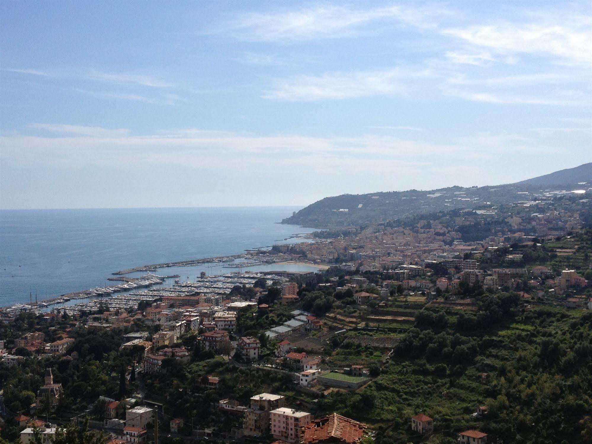 Villa Mont Des Oliviers Citra-8055Lt-1805 E 1807 Sanremo Exteriör bild